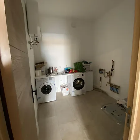 Frontignan, Studio 2 En Coliving フロンティニャン